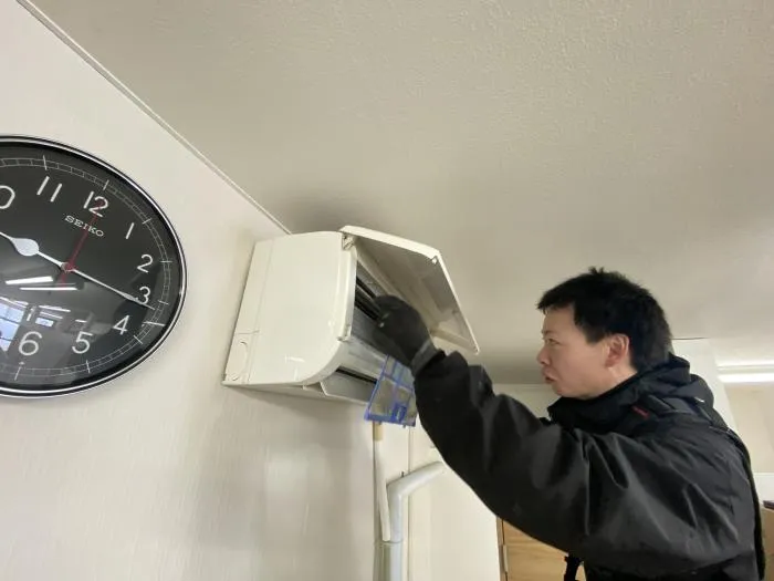 エアコン工事スタッフ募集(未経験者歓迎)やりがいあります！！