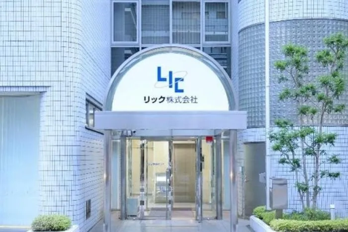 中途　内装技能職（インテリア床職人）【未経験者応募可】