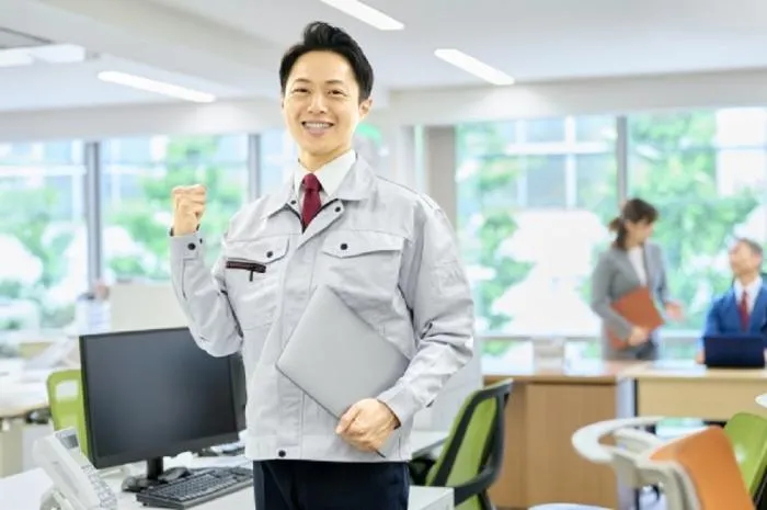 【急募】岡山市南区／業務用換気扇フィルター交換スタッフ［正社