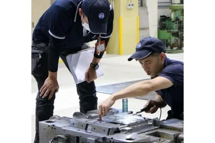 新卒　プラスチック成型/金型製造エンジニア