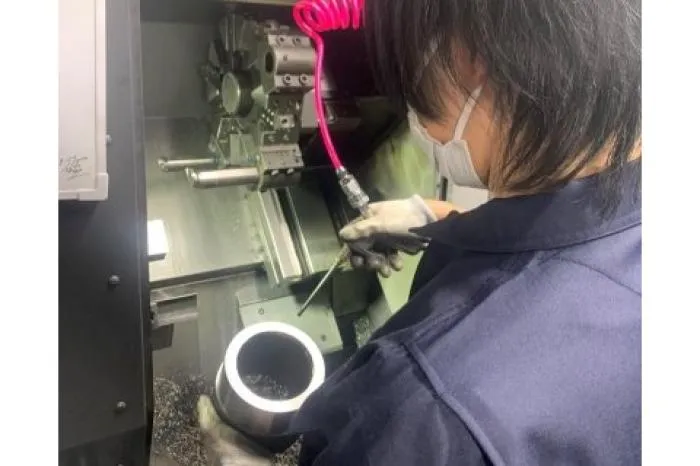 新卒 金属工作設備オペレーター【第二新卒可】