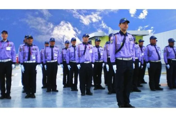 中途 警備スタッフ【未経験応募可】