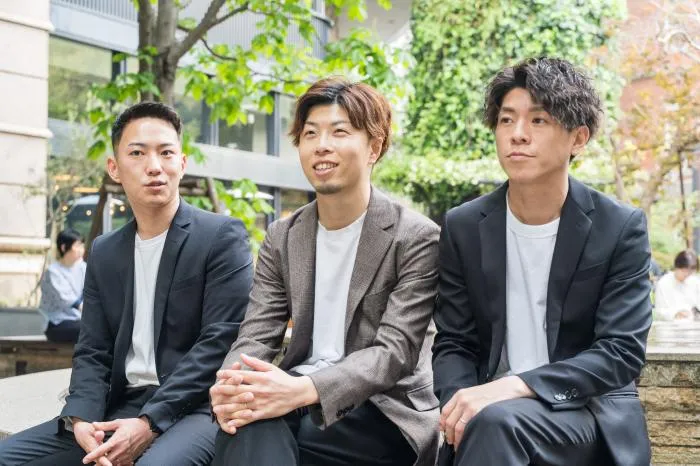 販売促進・PR／未経験歓迎／月給30万円／賞与4回／定時退社