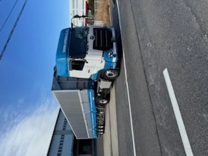 中途 大型セミトレーラー乗務員【要資格】