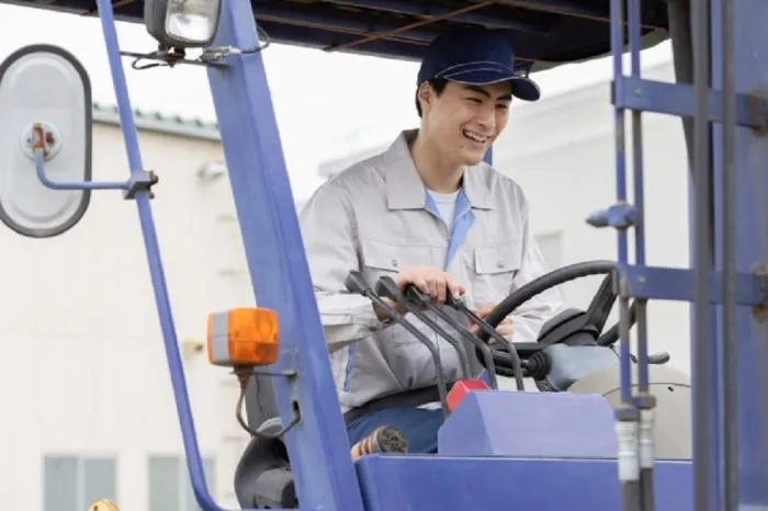 【急募】岡山市中区江並／フォークリフト作業