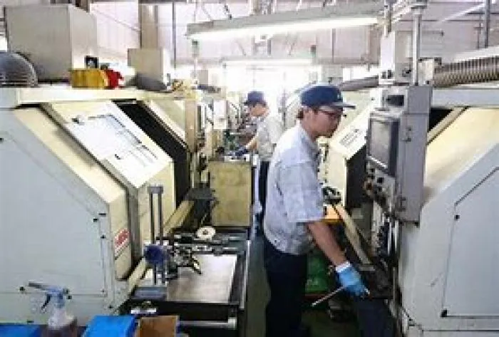 Vaga para operador de torno NC