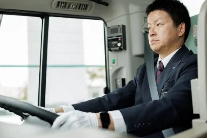 中途　観光バス運転士【未経験応募可】